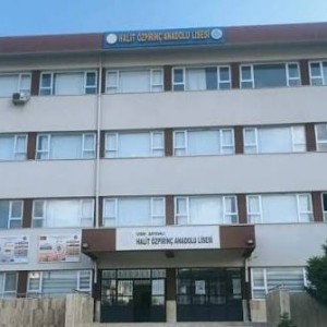 BAYRAKLI HALİT ÖZPİRİNÇ ANADOLU LİSESİ